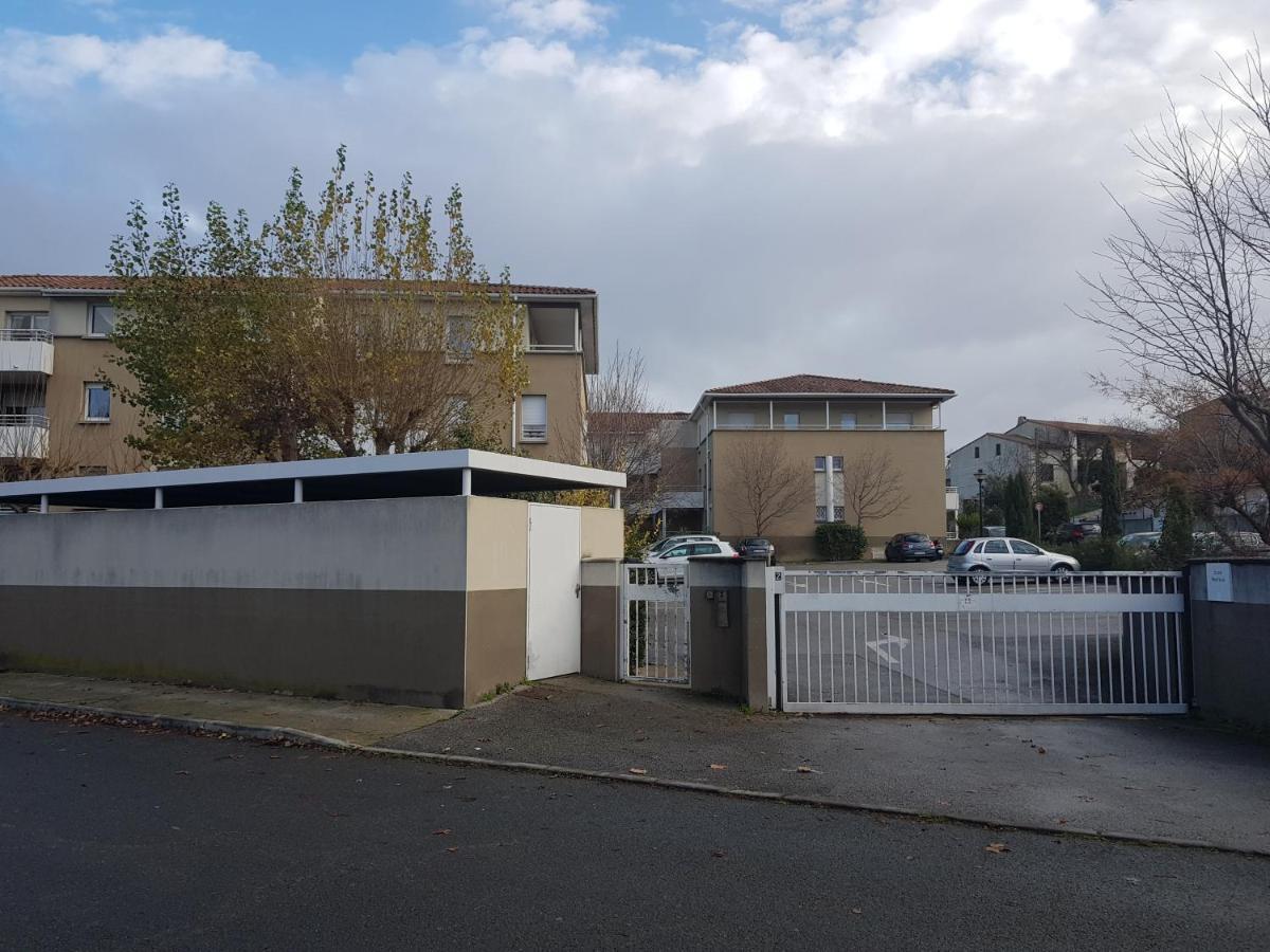 Tout Confort ! Calme, Climatisation, Piscine, Parking Gratuit, Grande Terrasse, Netflix, Wifi Carcassonne Bagian luar foto